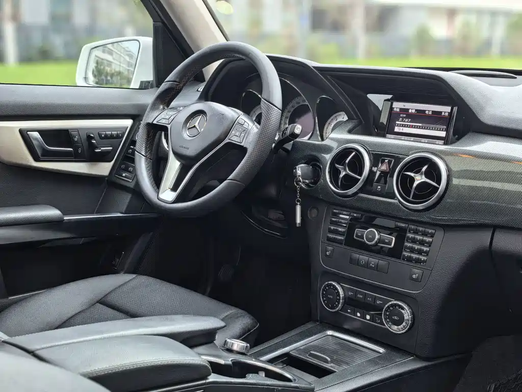 Mercedes-Benz GLK-Class — миниатюра 10