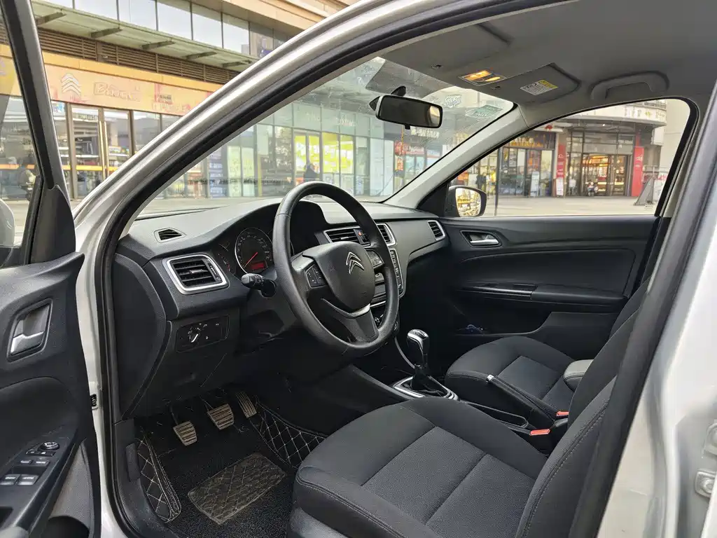 Citroen Elysee — миниатюра 7