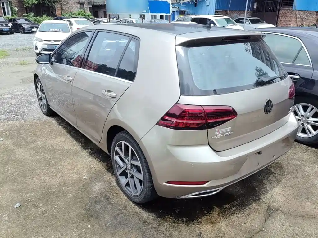 Volkswagen Golf — миниатюра 5