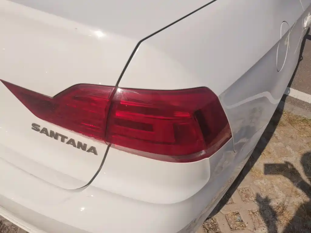 Volkswagen Santana — миниатюра 8