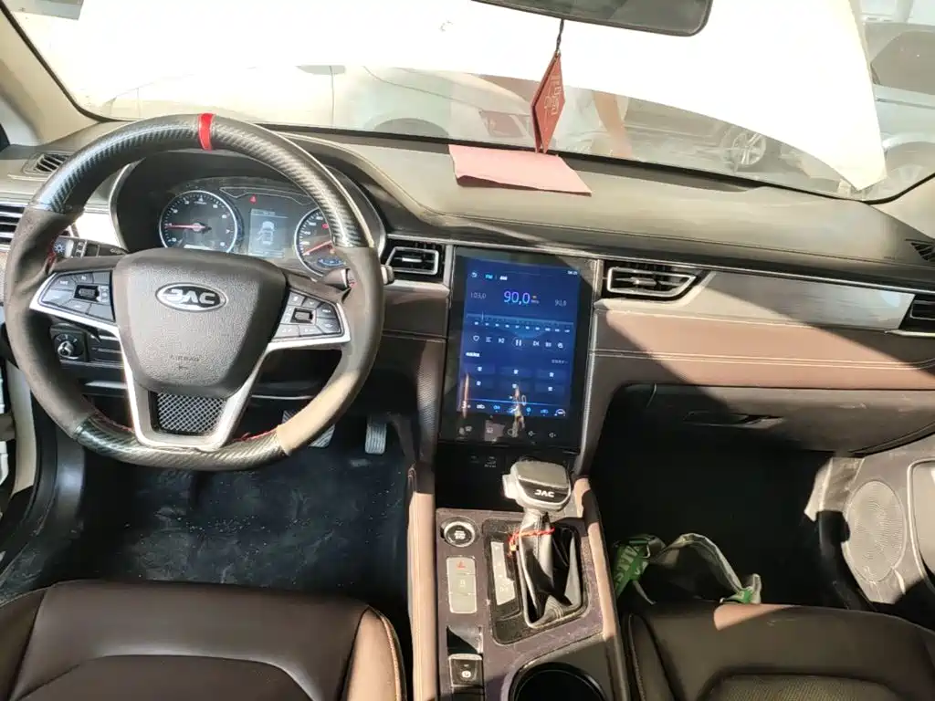 JAC A5 — миниатюра 10
