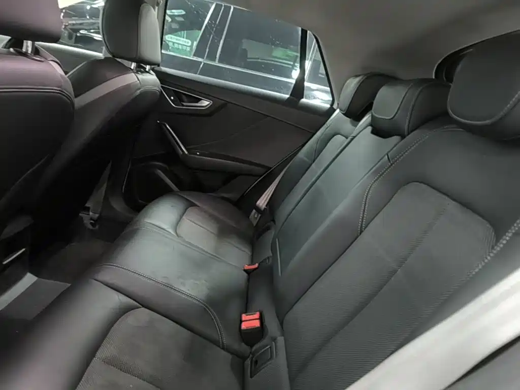 Audi Q2L e-tron — миниатюра 17