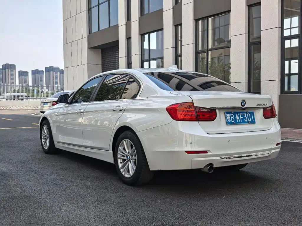 BMW 3 Series — миниатюра 8