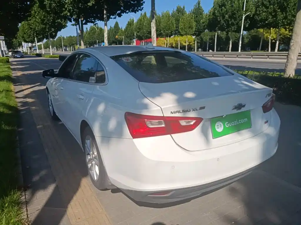 Chevrolet Malibu XL — миниатюра 5