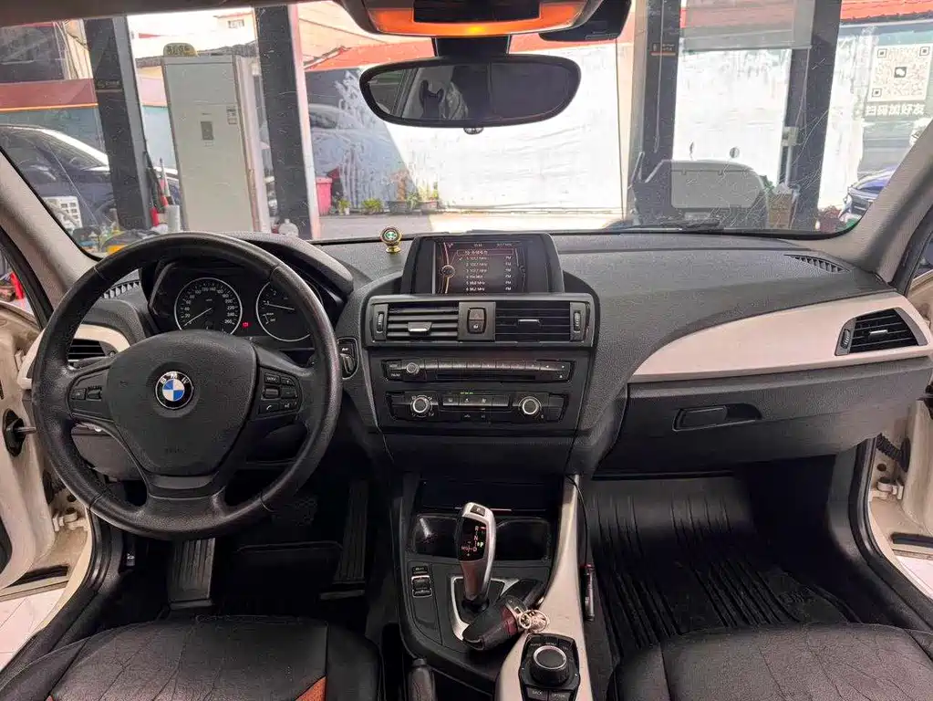 BMW 1 Series (Import) Facelift 116i Leading Type, фото 11