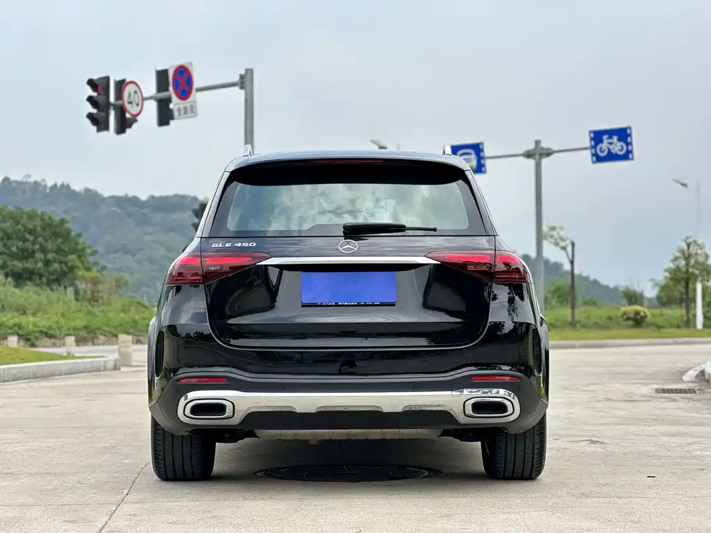 Mercedes-Benz GLE (Import) — миниатюра 3