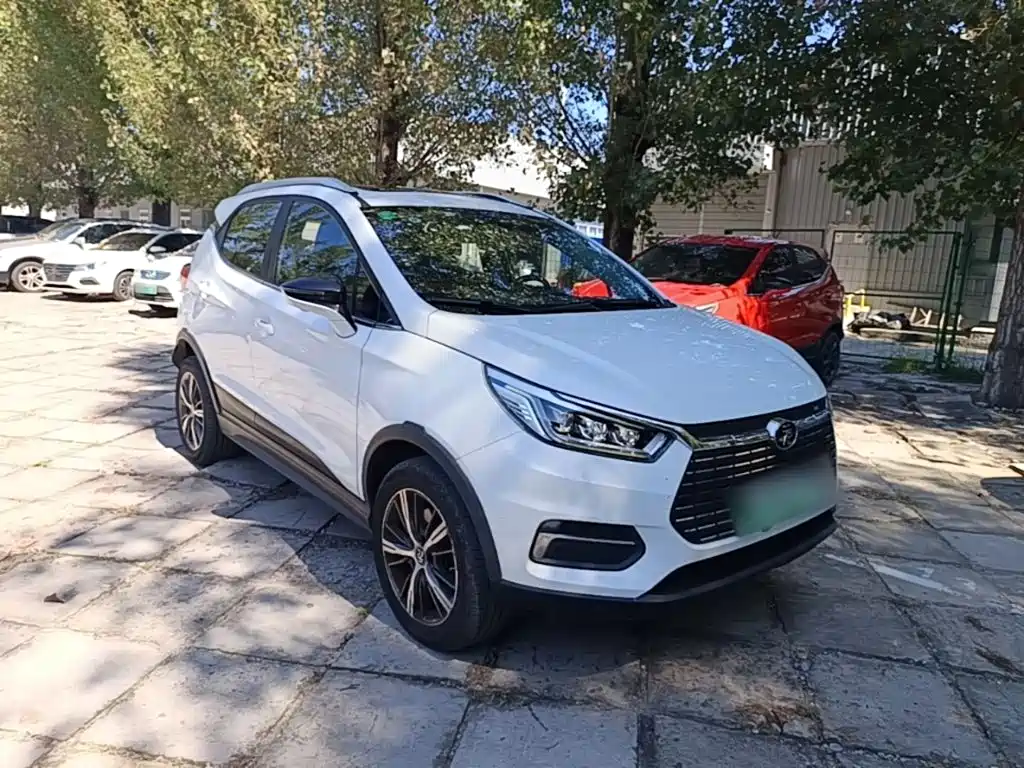 BYD Yuan EV — миниатюра 4