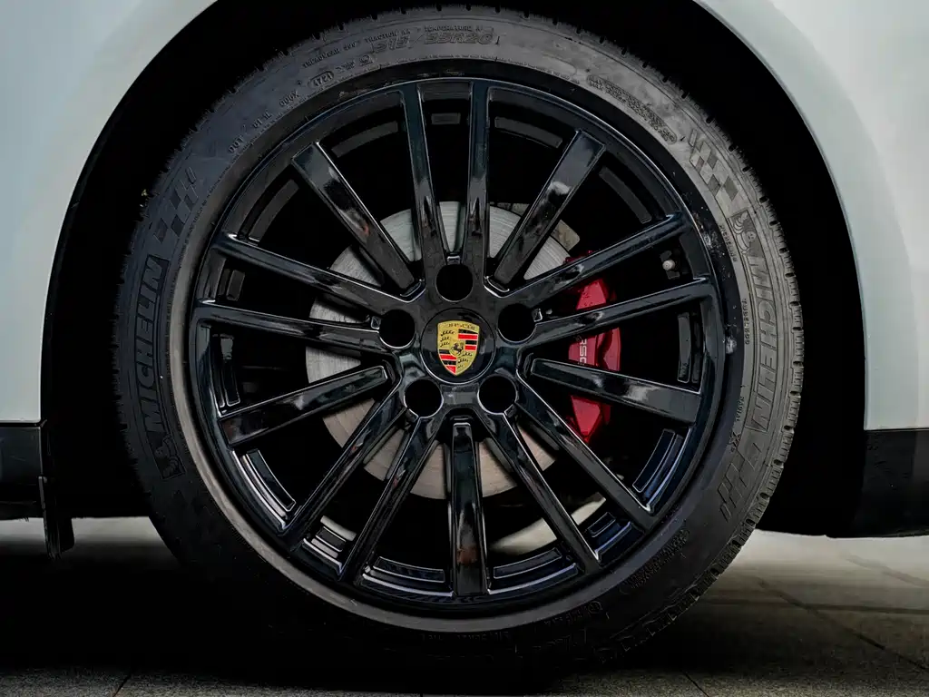 Porsche Panamera — миниатюра 6