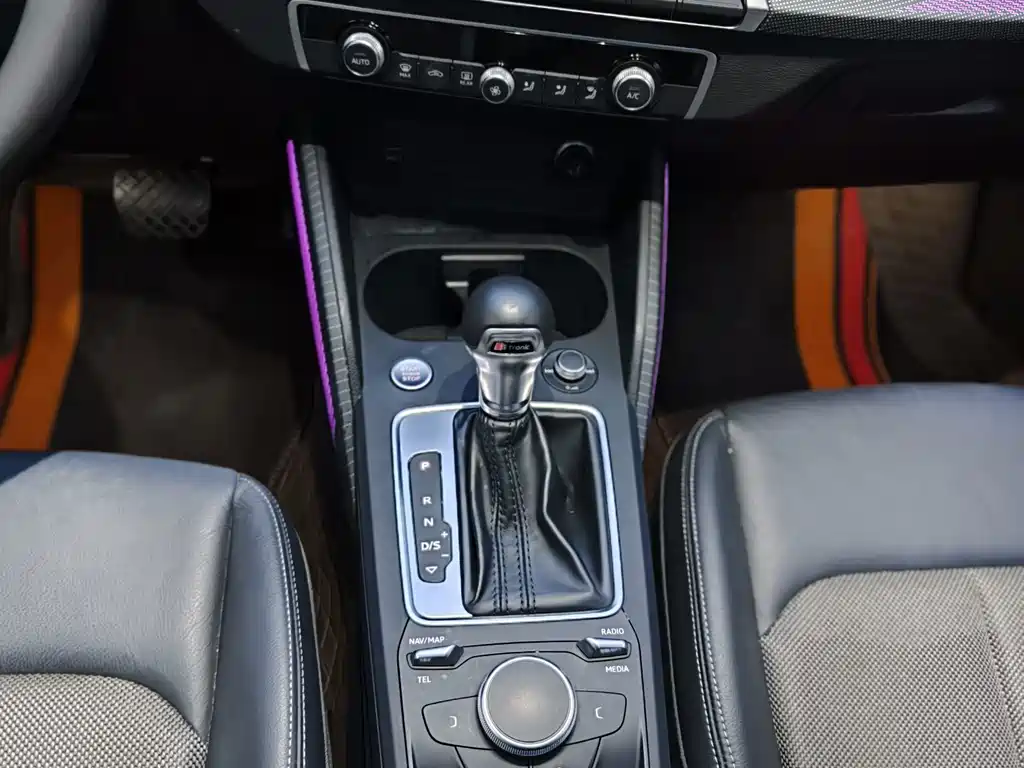Audi Q2L — миниатюра 12
