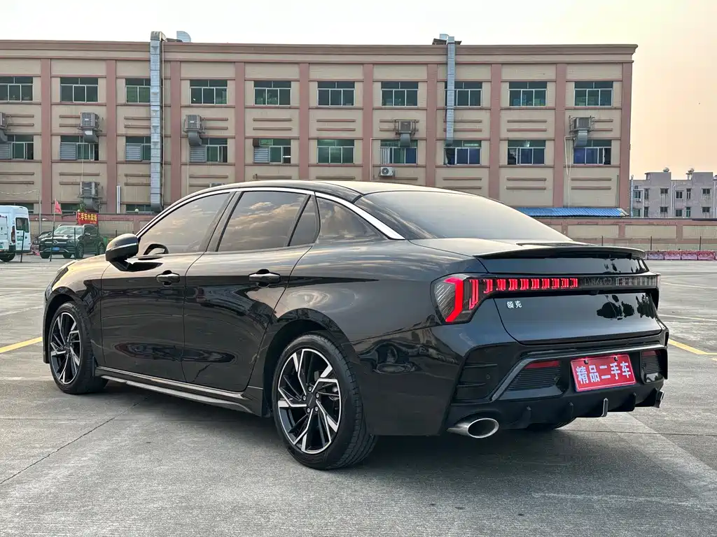 Lynk & Co 03 — миниатюра 15
