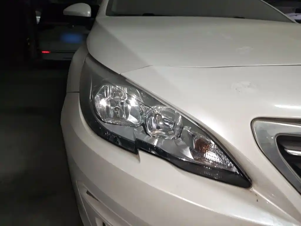 Peugeot 408 — миниатюра 25