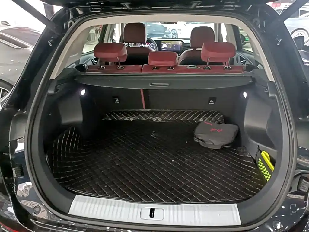Hongqi Hongqi HS5 — миниатюра 19