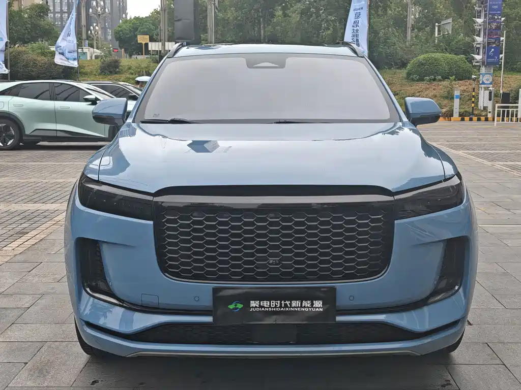 Li Auto Li ONE — миниатюра 2