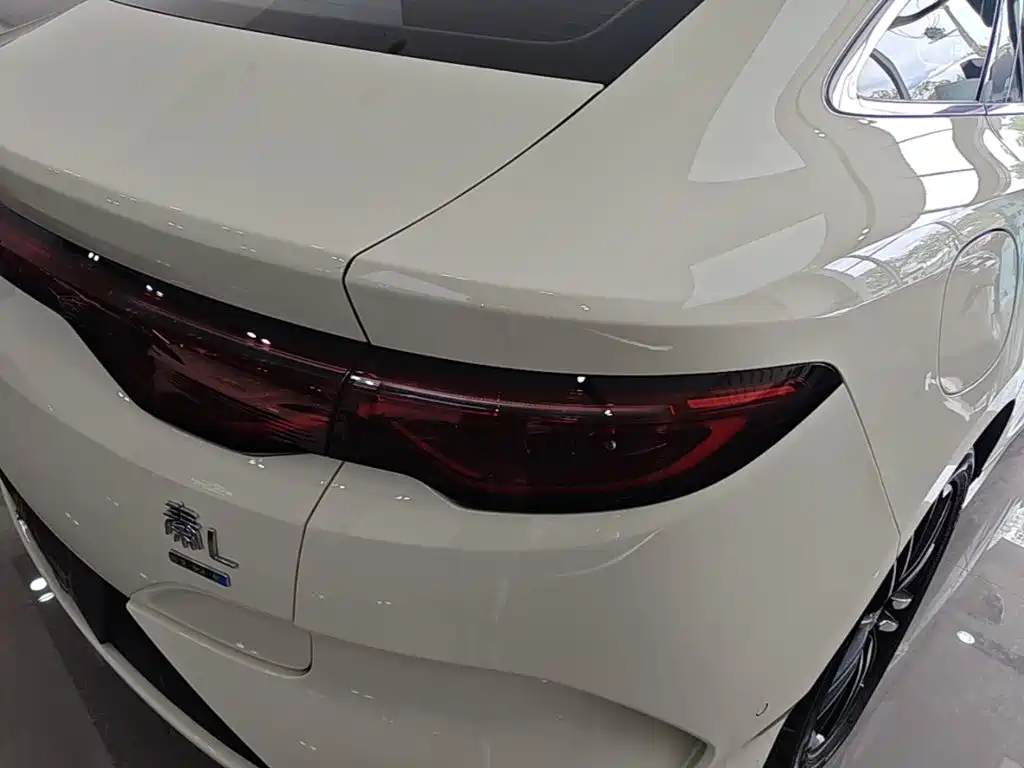 BYD Qin L — миниатюра 8