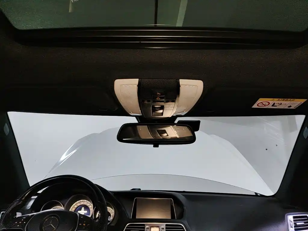 Mercedes-Benz E-Class (Import) — миниатюра 23