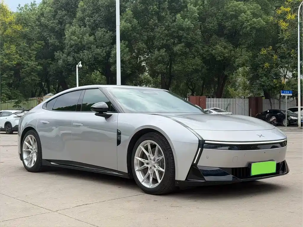 XPeng P7 — миниатюра 3