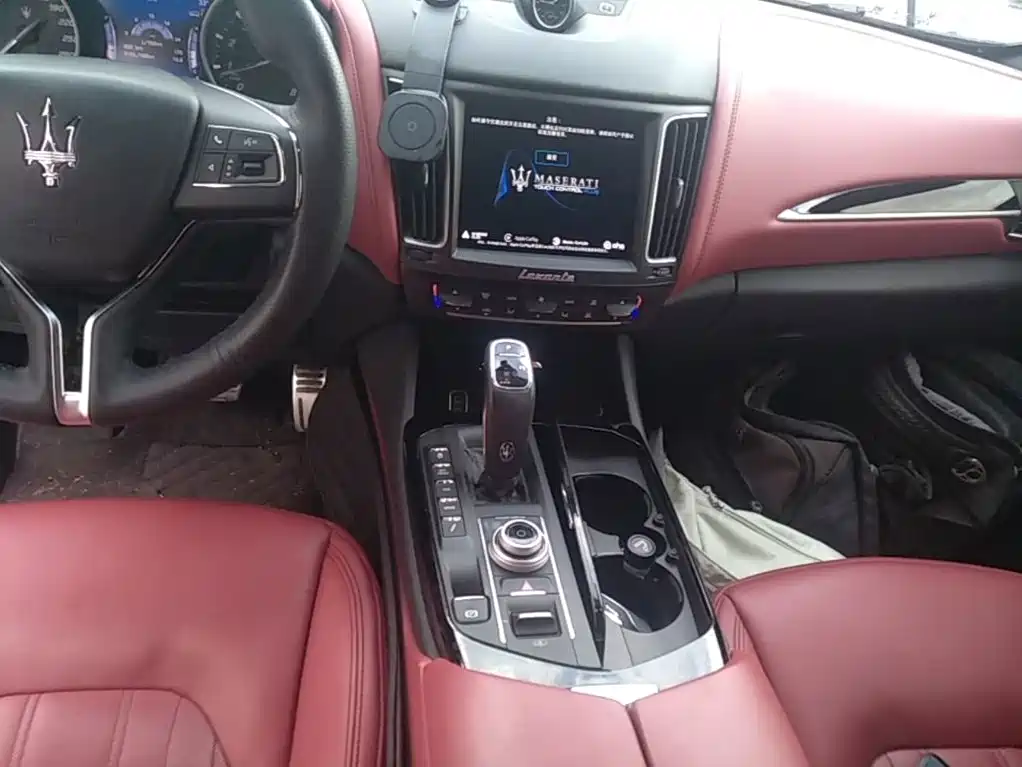 Maserati Levante — миниатюра 14