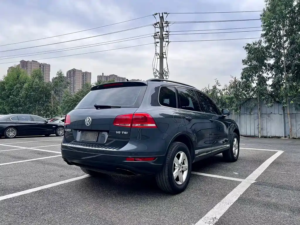 Volkswagen Touareg — миниатюра 4