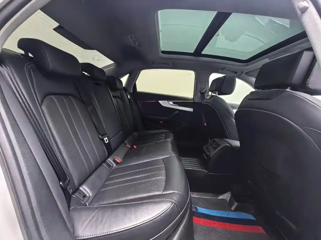 Audi A4L — миниатюра 10