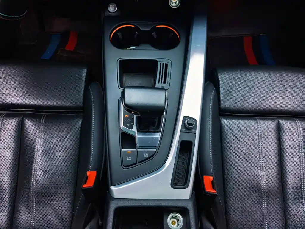 Audi A4L — миниатюра 16