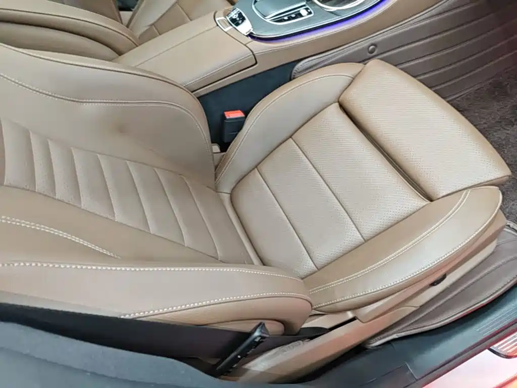 Mercedes-Benz E-Class — миниатюра 25