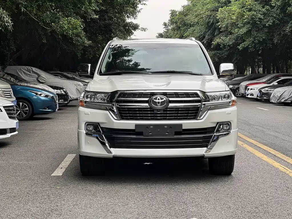 Toyota Land Cruiser — миниатюра 2