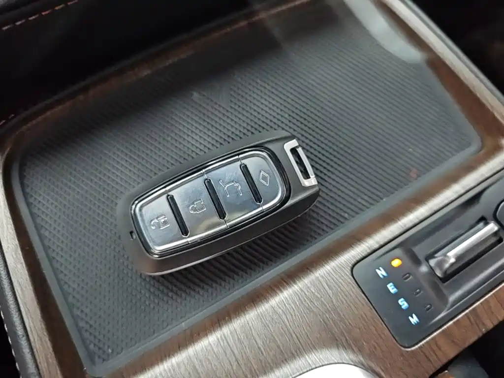 Ford Equator — миниатюра 9