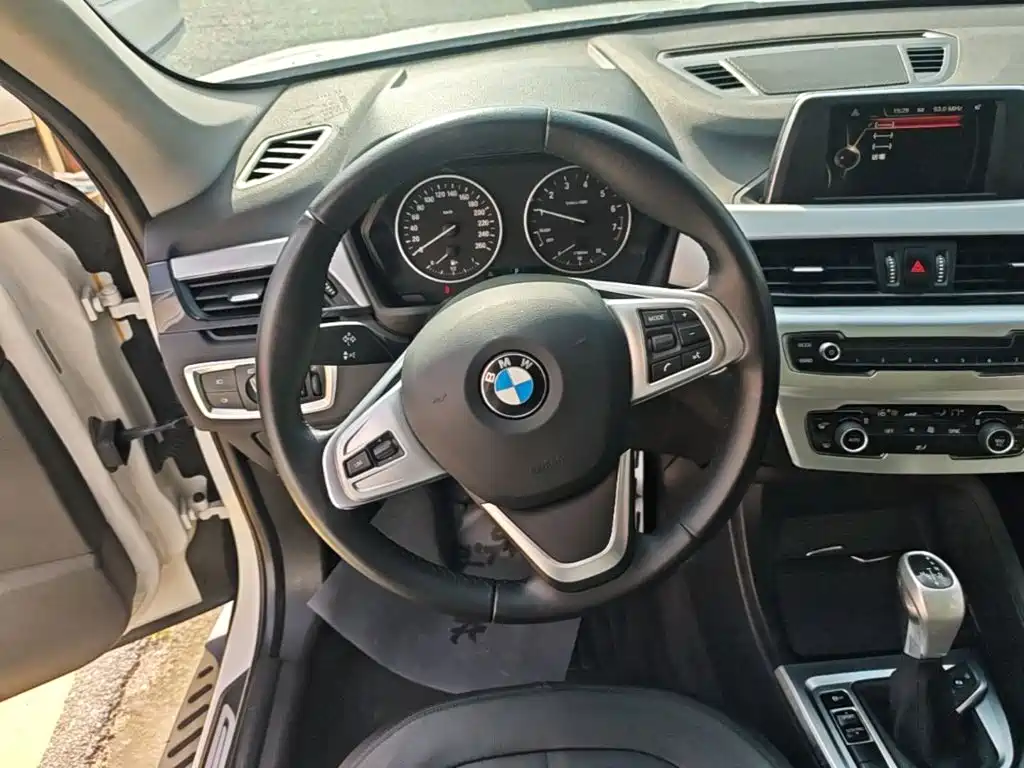 BMW X1 — миниатюра 11