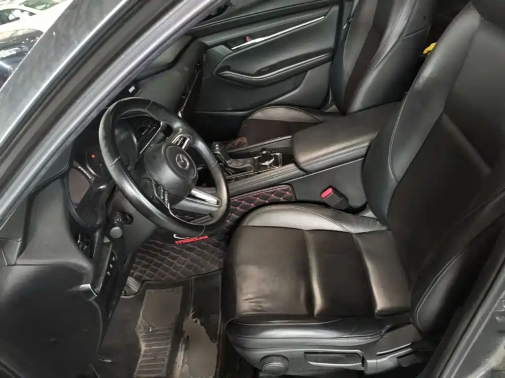 Mazda 3 Axela — миниатюра 15