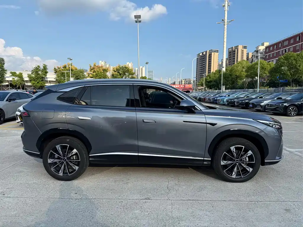ROEWE RX5
