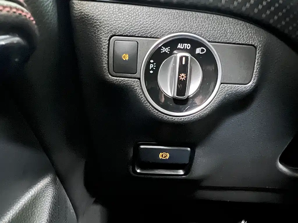 Mercedes-Benz A-Class AMG (Import) — миниатюра 12