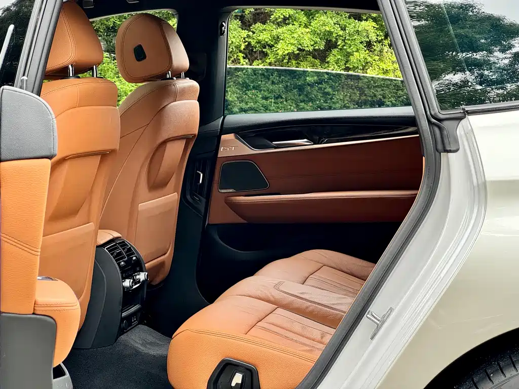 BMW 6 Series GT — миниатюра 7