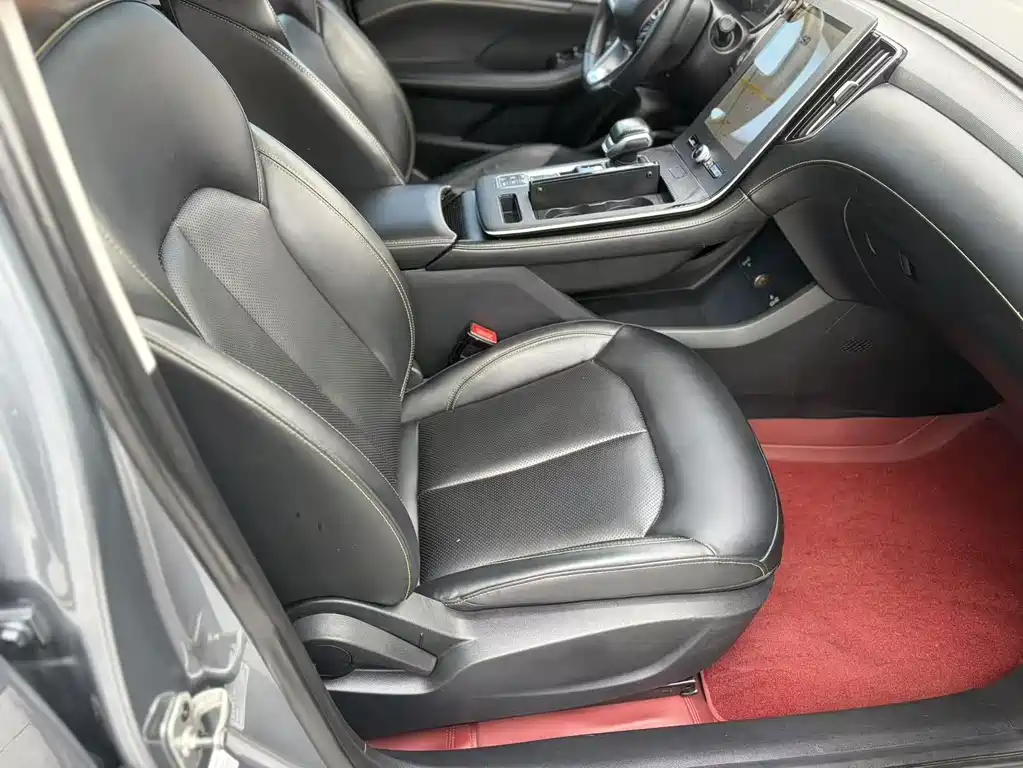Roewe i6 MAX New Energy — миниатюра 7