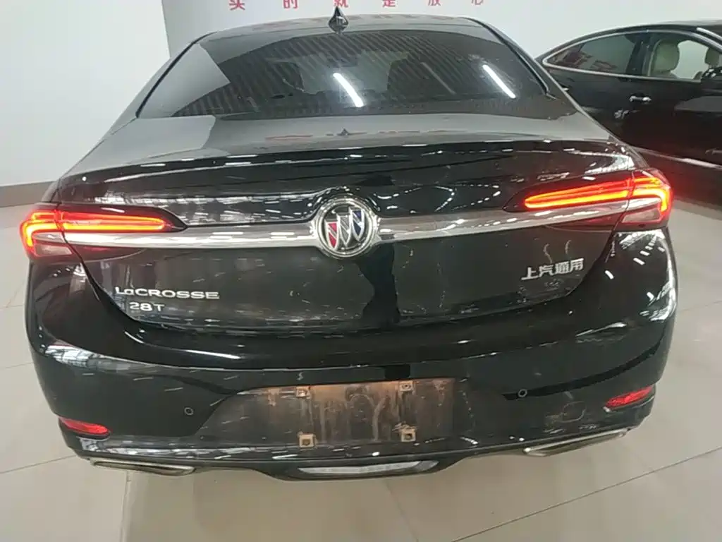 Buick LaCrosse — миниатюра 6