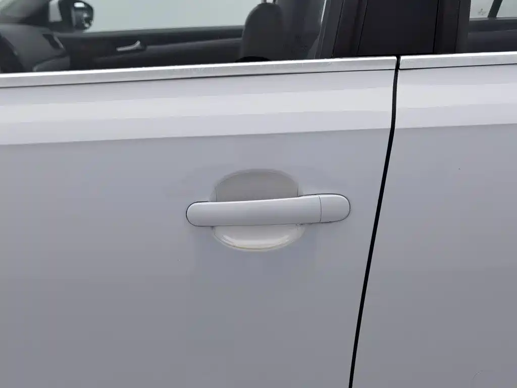 Volkswagen Sagitar — миниатюра 18
