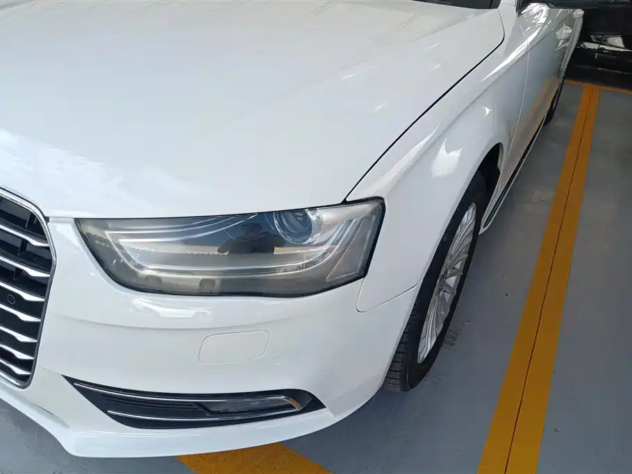 Audi A4L 2016 35 TFSI S line Comfort