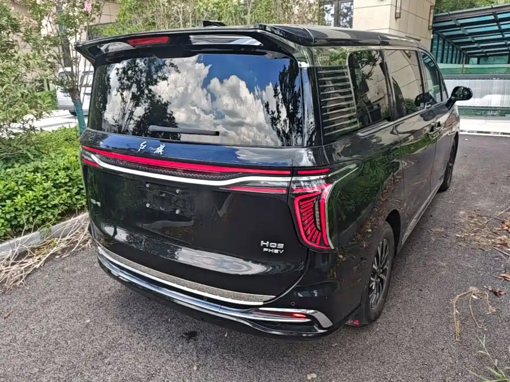 Hongqi Hongqi HQ9 PHEV — миниатюра 7