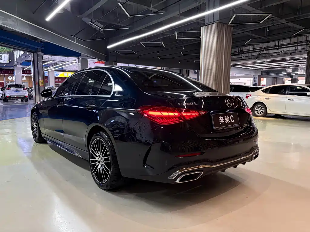Mercedes-Benz C-Class — миниатюра 10