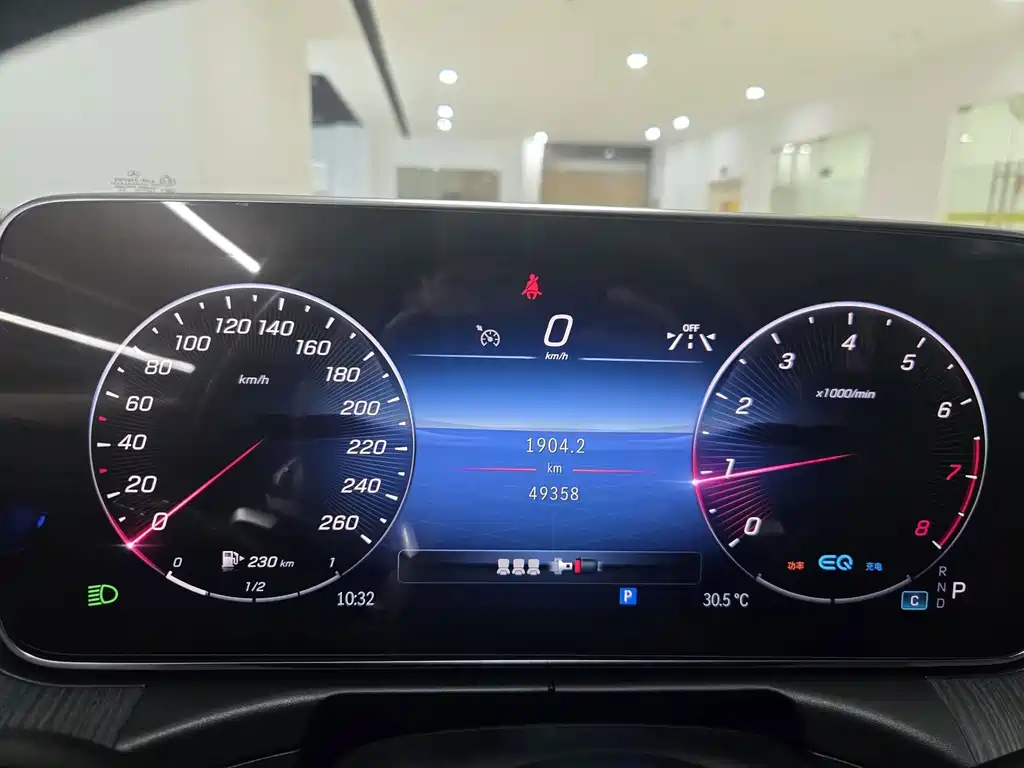 Mercedes-Benz C-Class — миниатюра 7