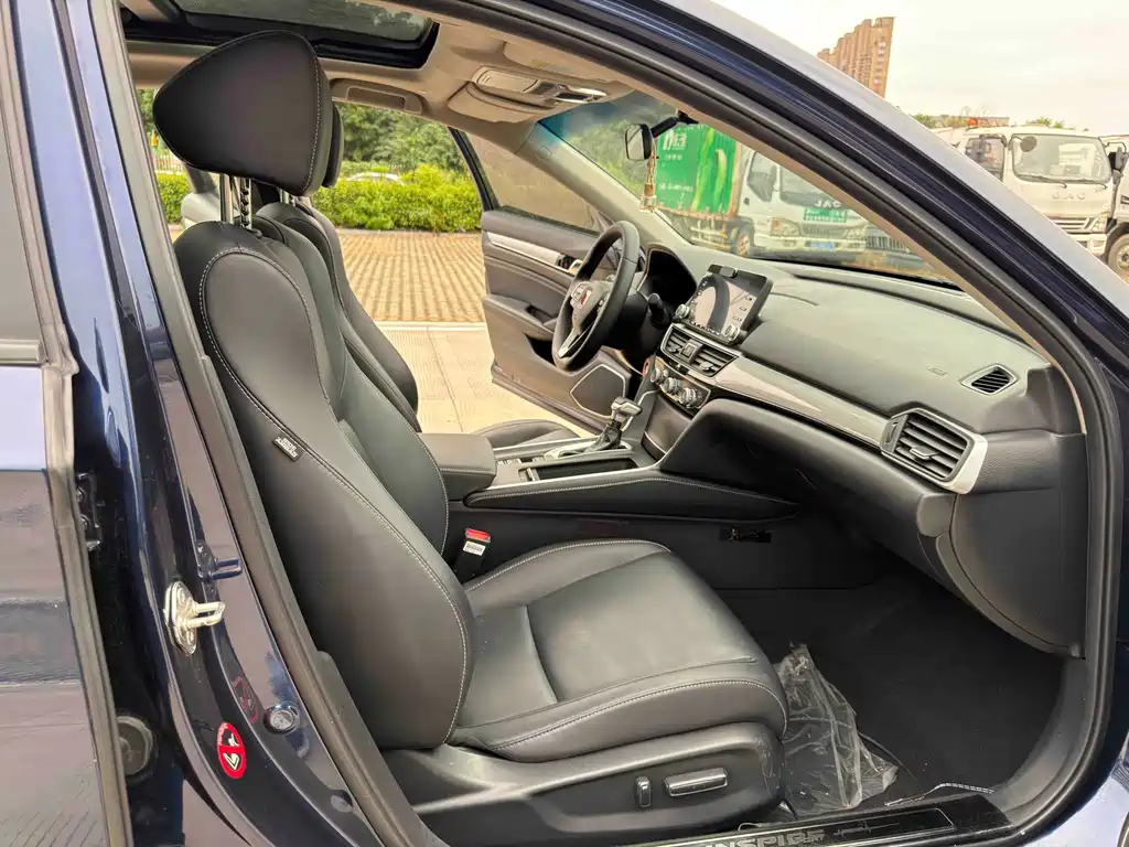 Honda Inspire — миниатюра 11