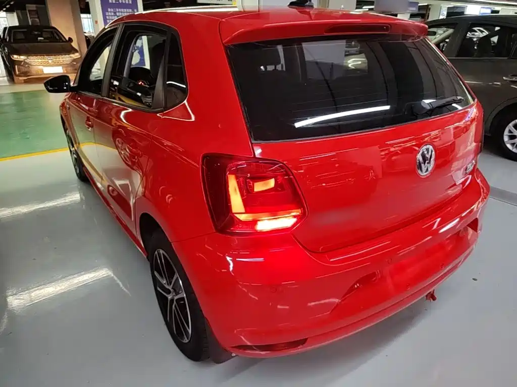 Volkswagen Polo — миниатюра 5