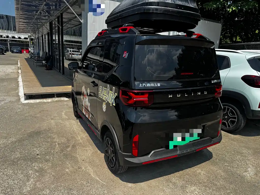 Wuling MINIEV — миниатюра 11