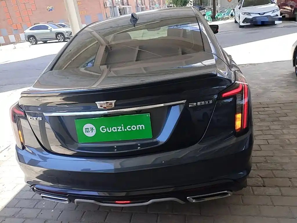 Cadillac CT5 — миниатюра 6