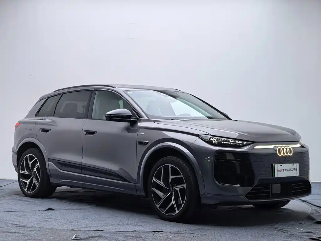 Audi Q6L e-tron — миниатюра 6