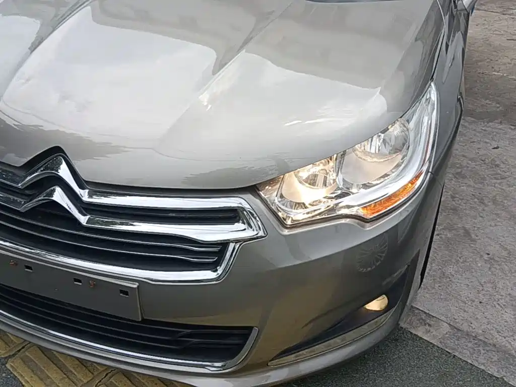 Citroen C4L — миниатюра 24