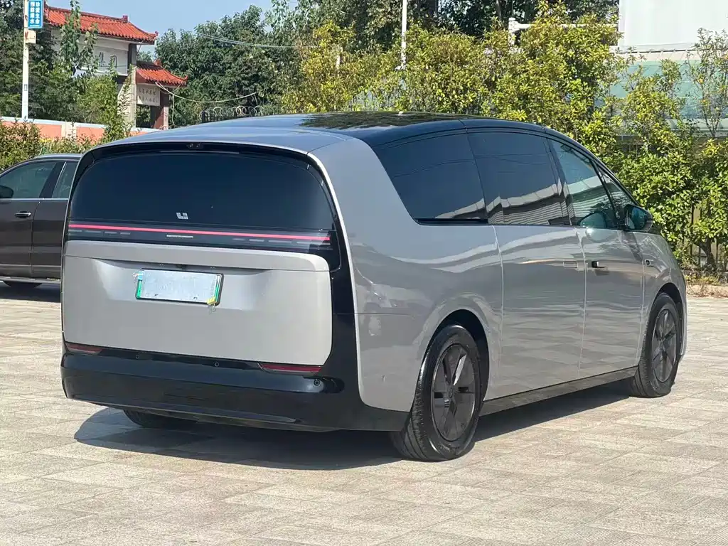 Li Auto Li MEGA — миниатюра 12