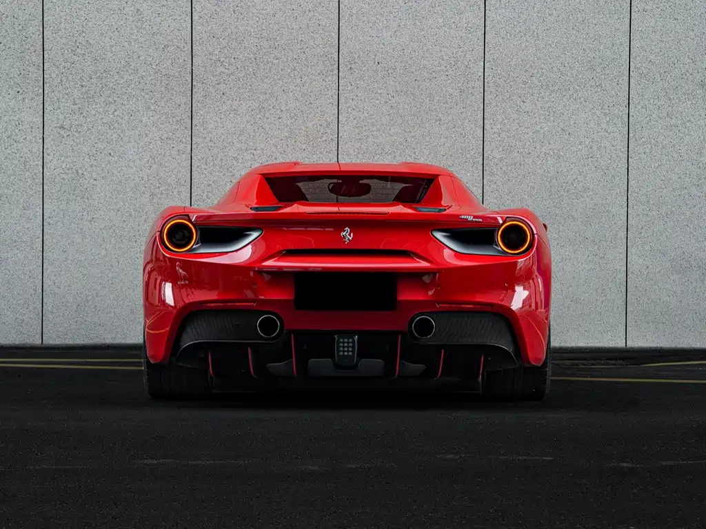 Ferrari 488 — миниатюра 6