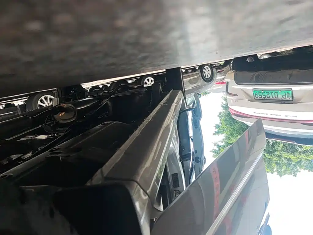 Wuling Hongguang V — миниатюра 21