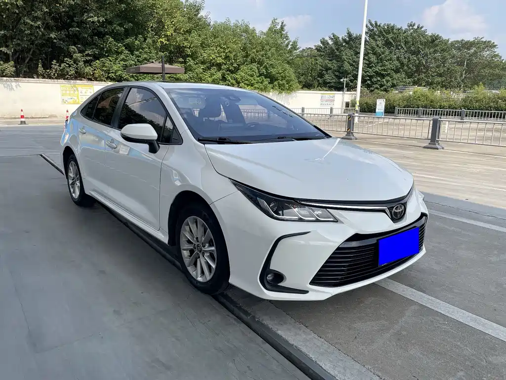 Toyota Corolla — миниатюра 3