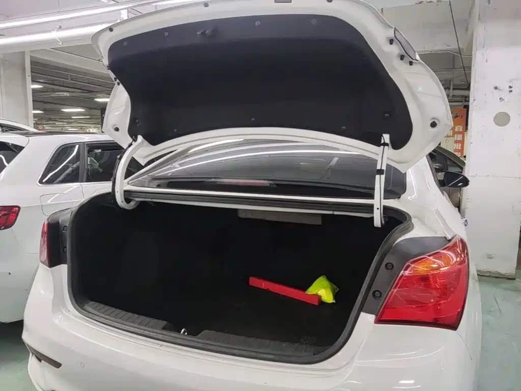 Hyundai Mistra — миниатюра 19